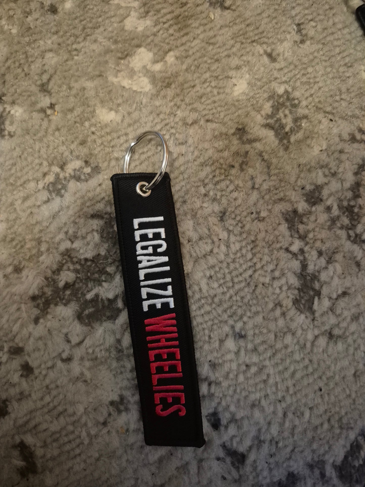 Legalize wheelie keychain